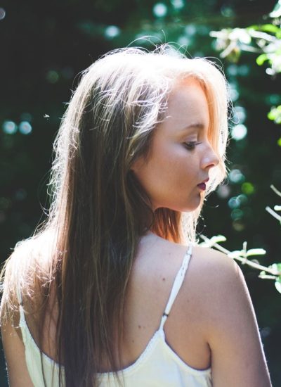 British model issues lengthy, sincere apology for cultural appropriation